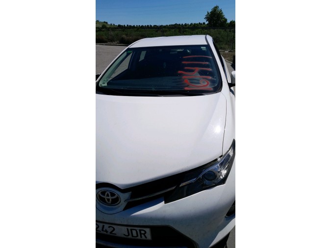 Tablero instrumentos TOYOTA AURIS 2015