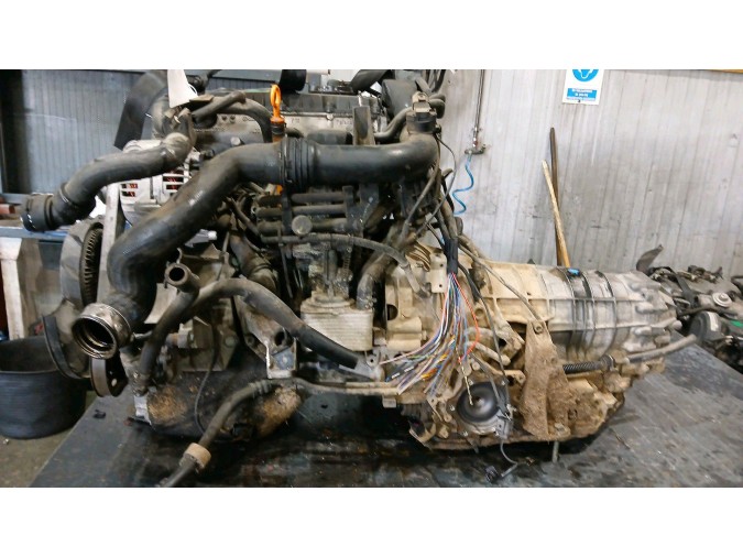 MOTOR CON ACCESORIOS Y CAJA DE CAMBIOS VOLKSWAGEN PASSAT