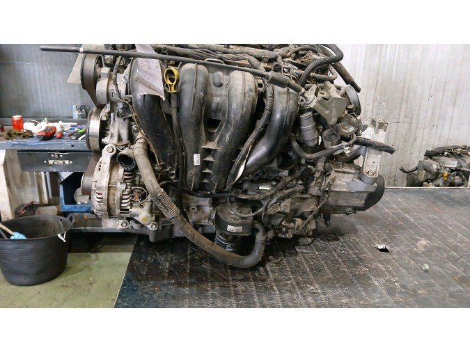 MOTOR CON ACCESORIOS Y CAJA DE CAMBIOS MAZDA 5 2006