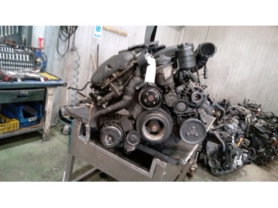 MOTOR CON ACCESORIOS Y CAJA DE CAMBIOS BMW 320I