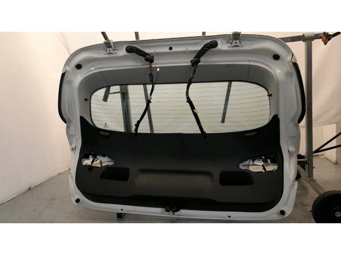 PORTON TRASERO FIAT TIPO BLANCO 2017