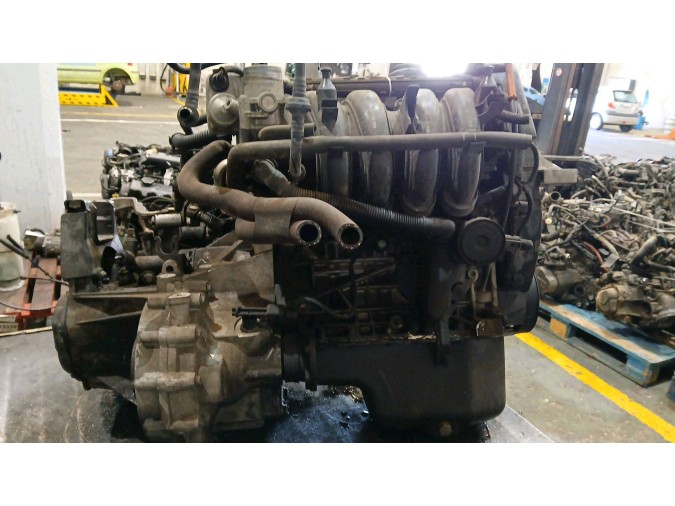 MOTOR CON ACCESORIOS Y CAJA DE CAMBIOS SEAT CORDOBA 2003
