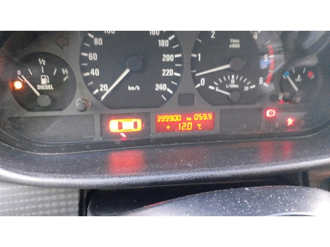 ALETA TRASERA IZQUIERDA BMW 320D 2001