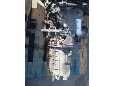 CAJA CAMBIOS AUDI A4 2001