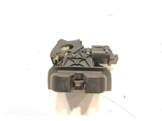 CERRADURA PORTON TRASERO AUDI A3 2006