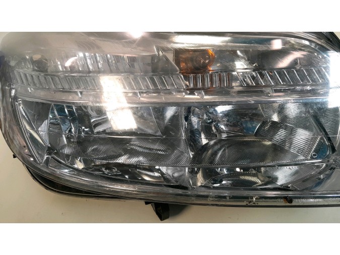 FARO DELANTERO DERECHO OPEL INSIGNIA 2009