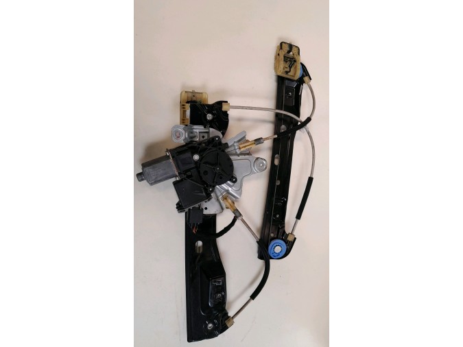 ELEVALUNAS DELANTERO DERECHO OPEL INSIGNIA