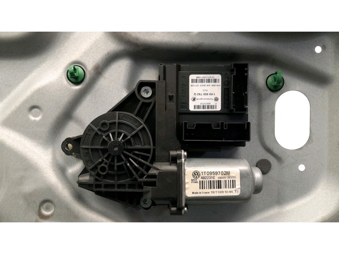 ELEVALUNAS DELANTERO DERECHO VOLKSWAGEN TOURAN 2009