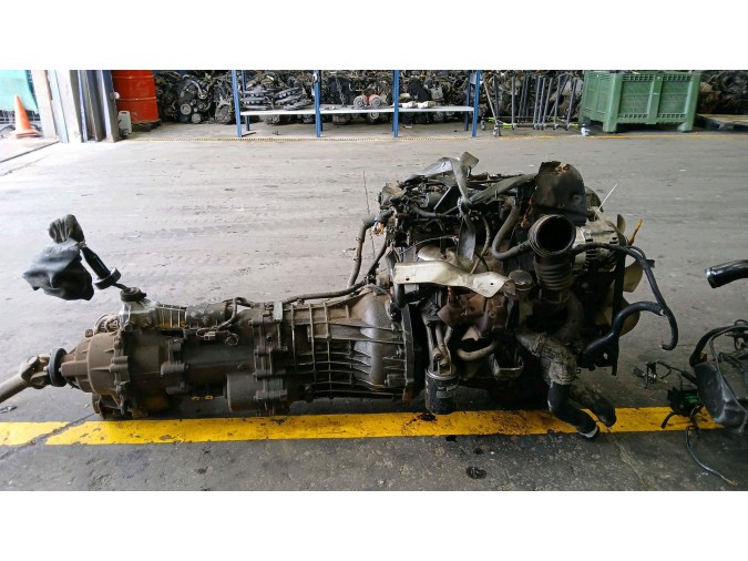 MOTOR CON ACCESORIOS SIN CAJA DE CAMBIOS KIA SORENTO 2007