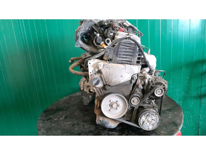 MOTOR CON ACCESORIOS Y CAJA DE CAMBIOS CITROEN C3 2010