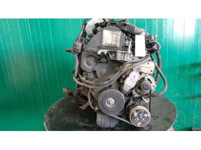MOTOR CON ACCESORIOS Y CAJA DE CAMBIOS  2005