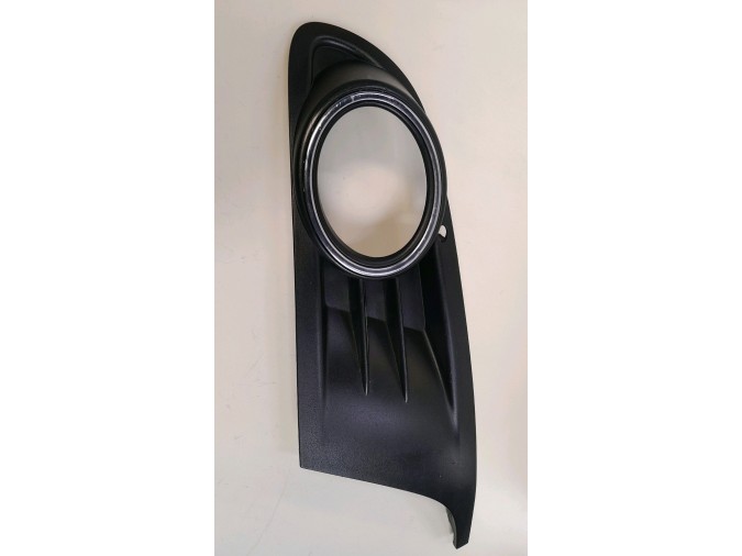 REJILLA DERECHA PARAGOLPES DELANTERO VOLKSWAGEN GOLF 2011