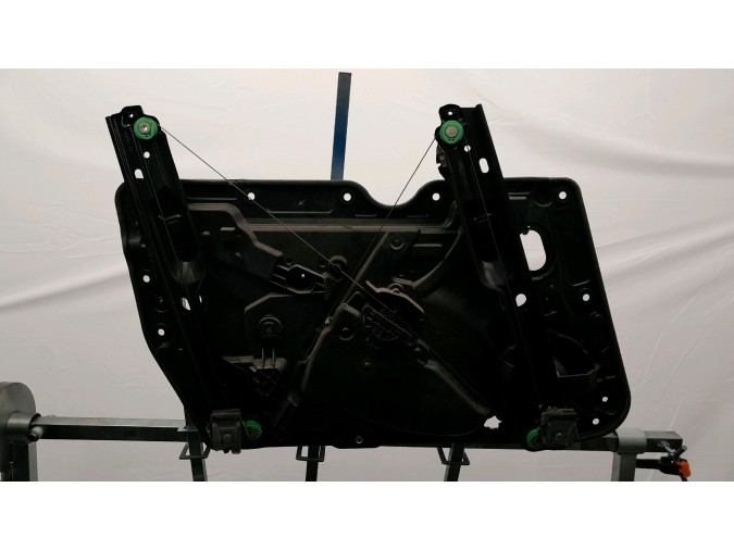 ELEVALUNAS DELANTERO DERECHO VOLKSWAGEN GOLF 2011