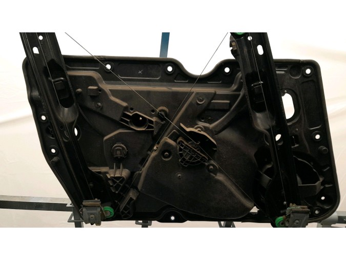 ELEVALUNAS DELANTERO DERECHO VOLKSWAGEN GOLF 2011
