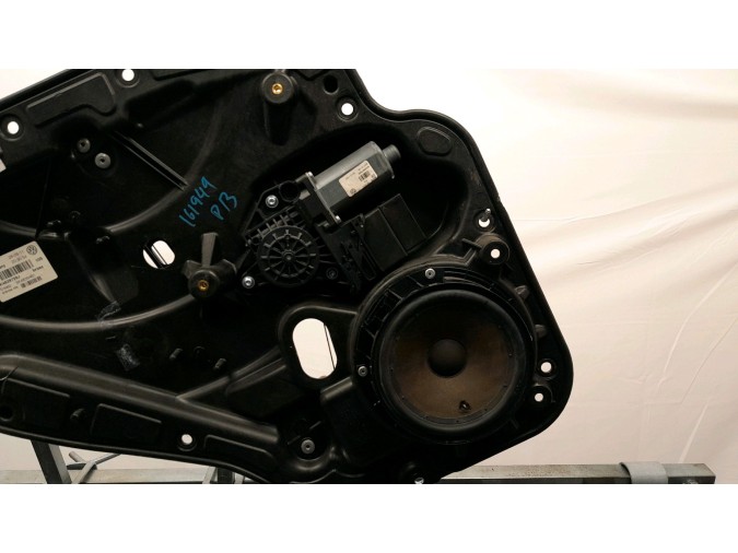 ELEVALUNAS TRASERO IZQUIERDO VOLKSWAGEN GOLF 2011
