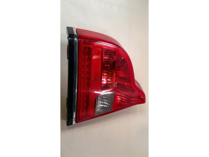 PILOTO TRASERO IZQUIERDO VOLVO S80 2004
