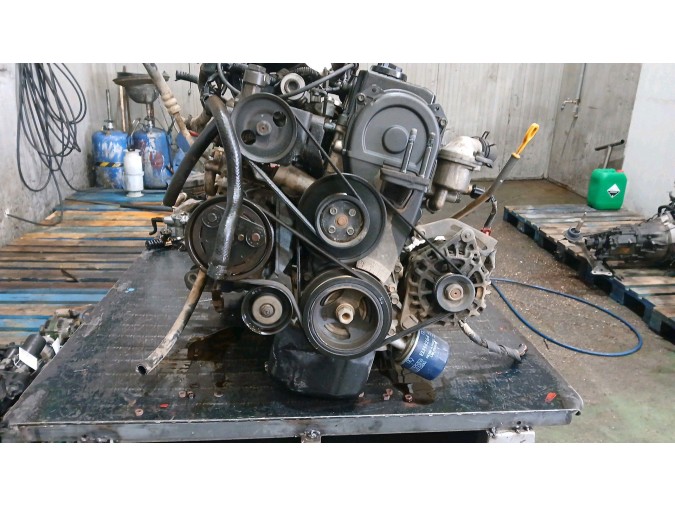 MOTOR CON ACCESORIOS Y CAJA DE CAMBIOS HYUNDAI ACCENT 2001
