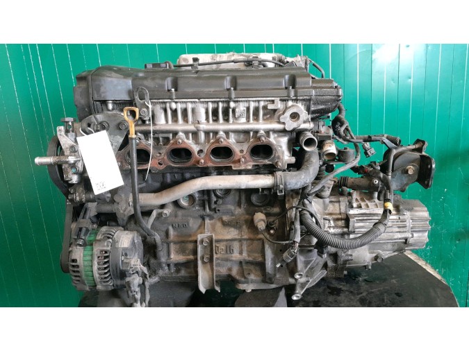 MOTOR CON ACCESORIOS Y CAJA DE CAMBIOS 