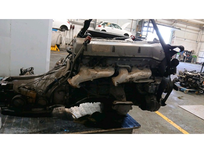 MOTOR CON ACCESORIOS Y CAJA DE CAMBIOS MERCEDES 300 SE, SEL/S320 1991