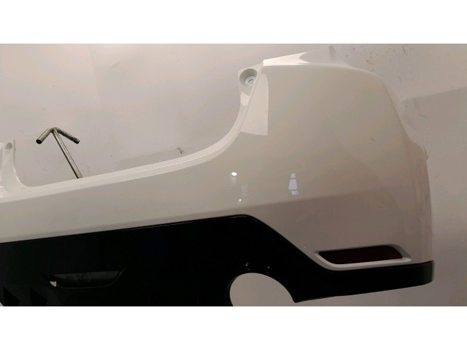 PARAGOLPES TRASERO TOYOTA YARIS GR BLANCO 2022