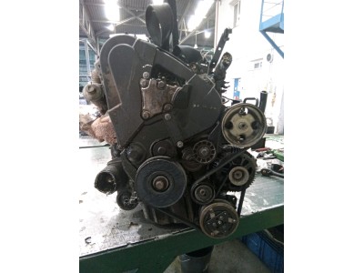 MOTOR CON ACCESORIOS Y CAJA DE CAMBIOS CITROEN JUMPY 2002