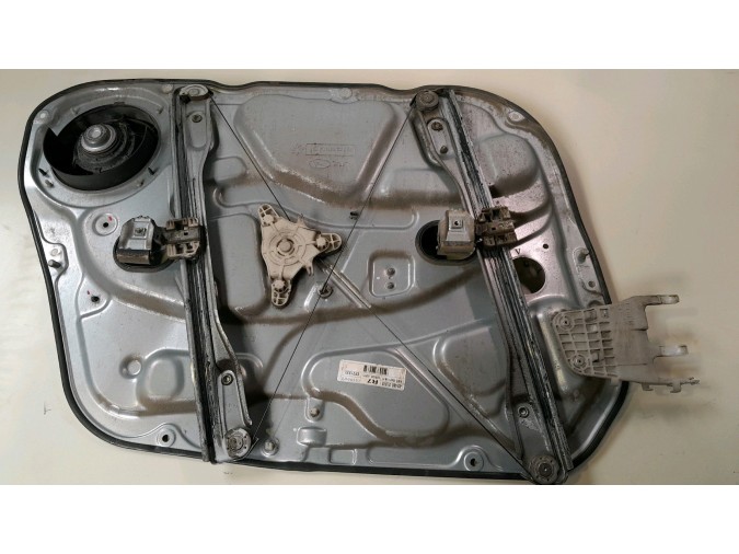 ELEVALUNAS DELANTERO DERECHO HYUNDAI I30 2007