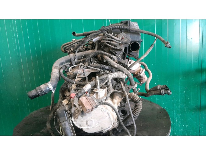 MOTOR CON ACCESORIOS SIN CAJA DE CAMBIOS PEUGEOT 306 1994
