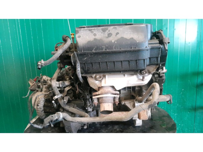 MOTOR CON ACCESORIOS SIN CAJA DE CAMBIOS PEUGEOT 306 1994