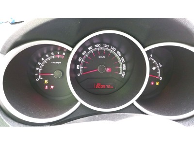 PUERTA DELANTERA IZQUIERDA KIA VENGA 2012