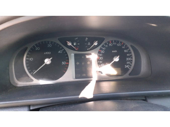 Radiador motor RENAULT LAGUNA 2004