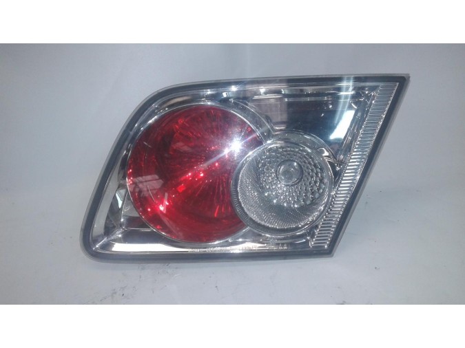 PILOTO TRASERO DERECHO MAZDA 6 2003