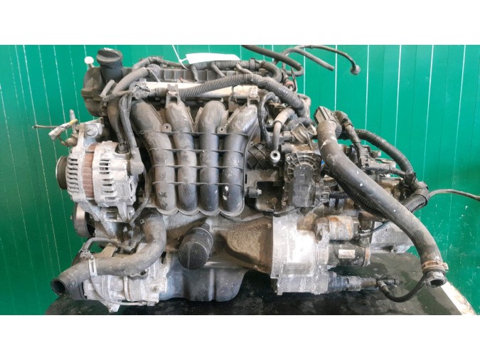 MOTOR CON ACCESORIOS Y CAJA DE CAMBIOS MITSUBISHI COLT