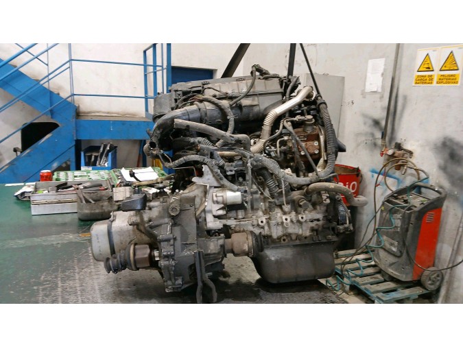 MOTOR CON ACCESORIOS Y CAJA DE CAMBIOS CITROEN C3 2007