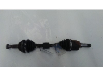 TRANSMISION DELANTERA IZQUIERDA CHRYSLER PT CRUISER 2003