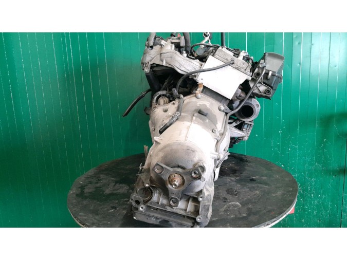 MOTOR CON ACCESORIOS Y CAJA DE CAMBIOS  2003