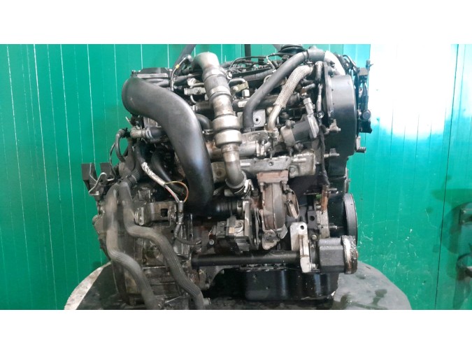 MOTOR CON ACCESORIOS Y CAJA DE CAMBIOS PEUGEOT 607