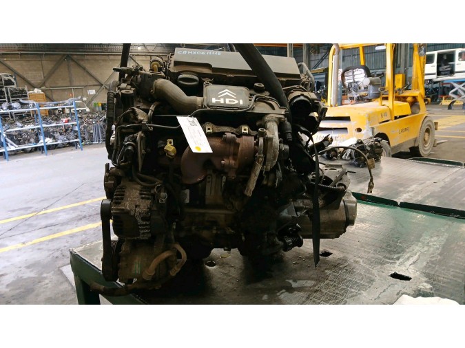 MOTOR CON ACCESORIOS Y CAJA DE CAMBIOS CITROEN C3 2003