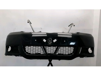 PARAGOLPES DELANTERO TOYOTA COROLLA VERSO NEGRO 2006