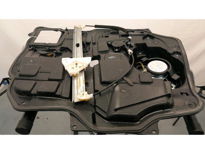 ELEVALUNAS DELANTERO DERECHO MAZDA 5 2009