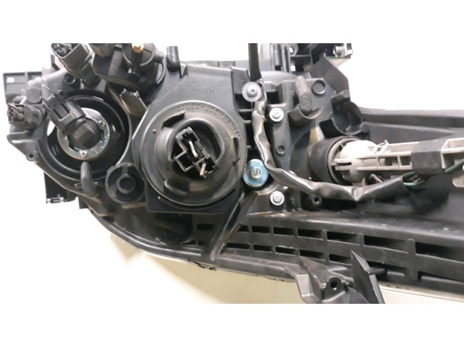 FARO DELANTERO IZQUIERDO MAZDA 5 2009
