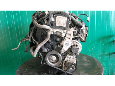 MOTOR CON ACCESORIOS Y CAJA DE CAMBIOS PEUGEOT 208 2016