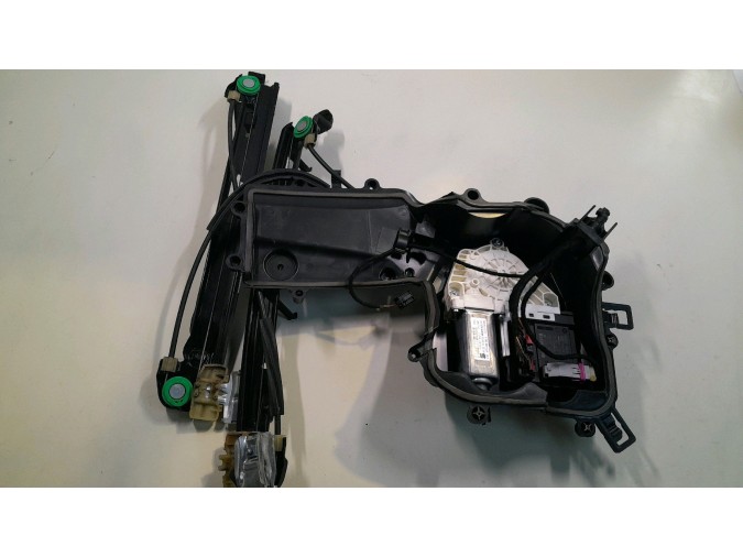 ELEVALUNAS DELANTERO DERECHO SEAT LEON 2009
