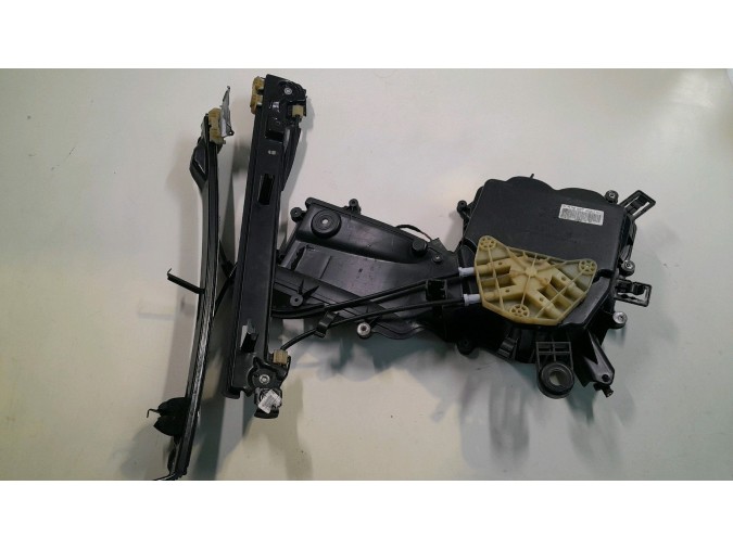 ELEVALUNAS DELANTERO DERECHO SEAT LEON 2009
