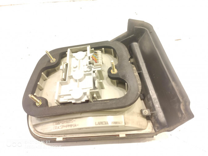 PILOTO TRASERO DERECHO OPEL ASTRA 1999