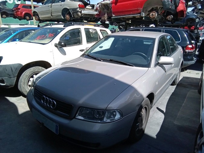 Radiador motor AUDI A4 2000