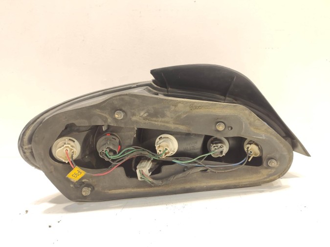 PILOTO TRASERO DERECHO HYUNDAI LANTRA 1999