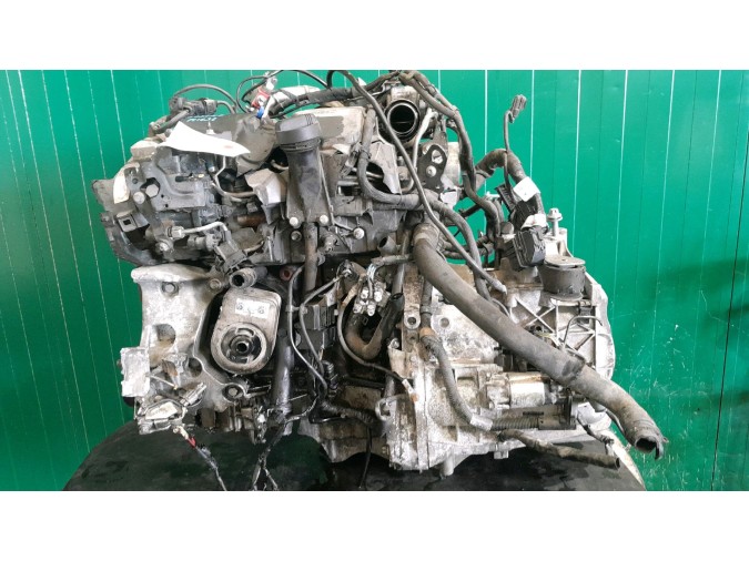 MOTOR CON ACCESORIOS SIN CAJA DE CAMBIOS MERCEDES A 180 CDI / D 2013
