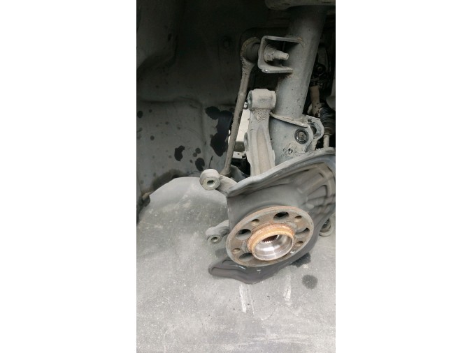 MANGUETA DELANTERA IZQUIERDA MERCEDES A 180 CDI / D 2013
