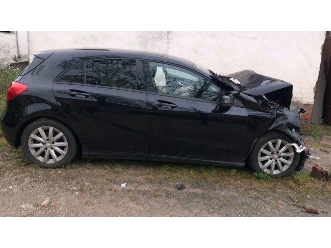 CERRADURA PUERTA TRASERA IZQUIERDA MERCEDES A 180 CDI / D 2013
