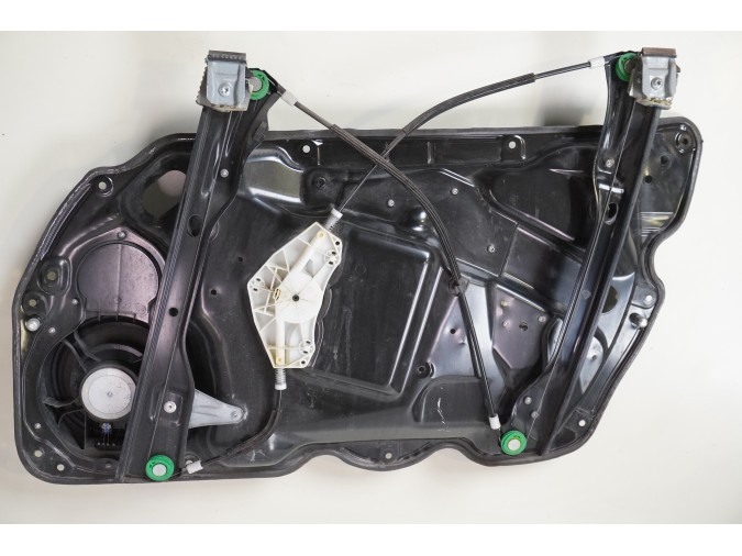 ELEVALUNAS DELANTERO IZQUIERDO VOLKSWAGEN PASSAT 2010